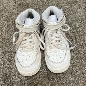 Kids High Top Air Force Ones 13.5